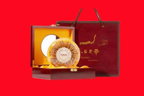 收购资讯:蠡县回收冬虫夏草是按克吗